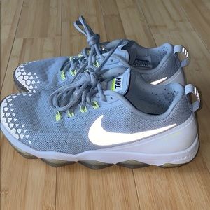 Men’s Nike Hypercross TR2 Sneaker - Sz 7